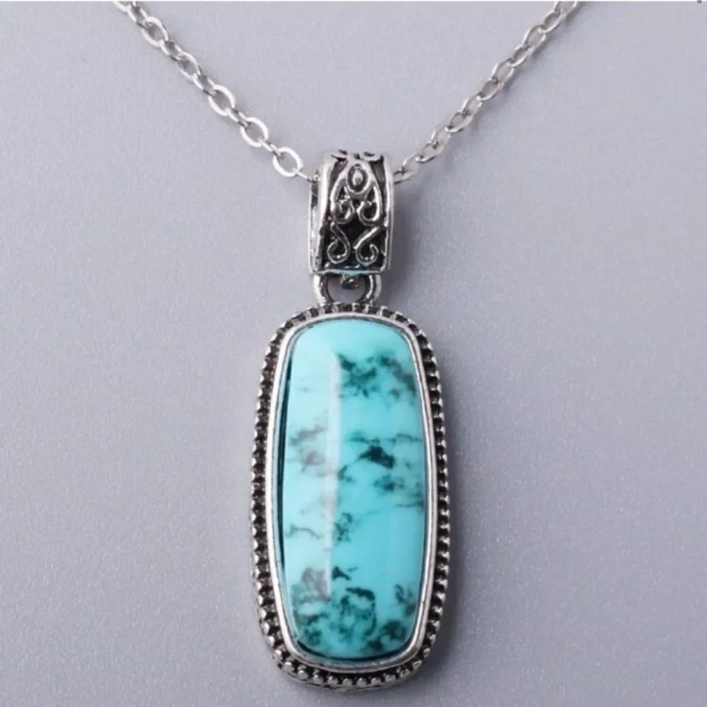 NEW Turquoise Silver Tone Necklace